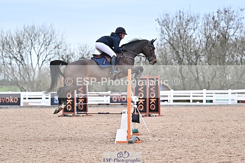 251126-144713-00740 - Cls 6 National 1.30m and 1.40m