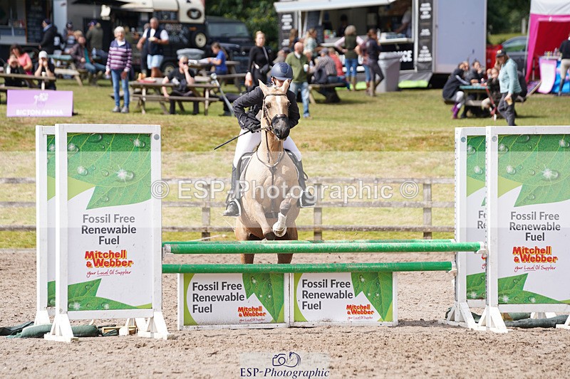 240824X-115610-23724 - 80cm Round 1 12.00 to 13.00