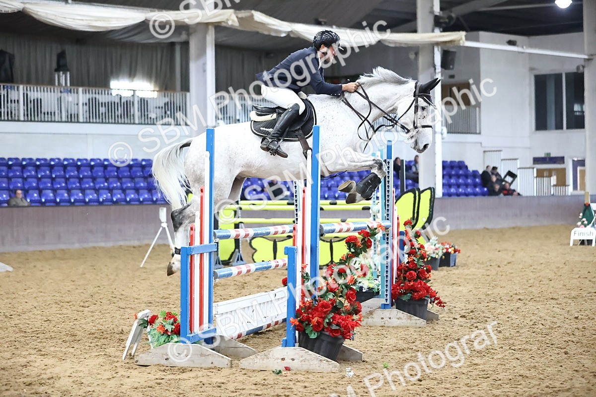 SBM_003914 - Class 12 - Senior Foxhunter 1.20m