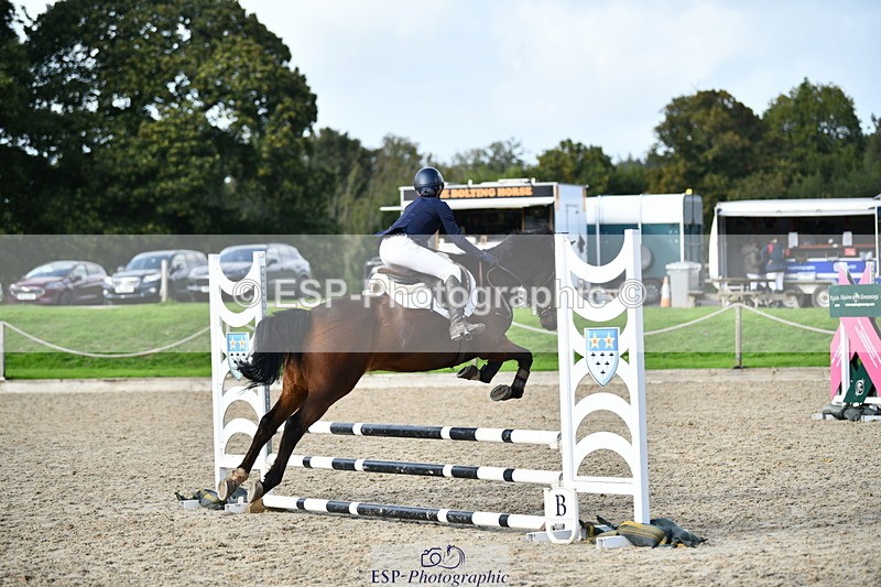 251004A-151326-01736 - Classes 8 & 9 70cm