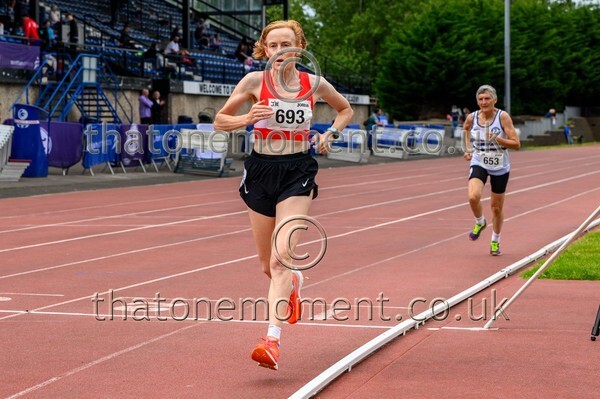 CEM26-914101 - Track Female Set Two
