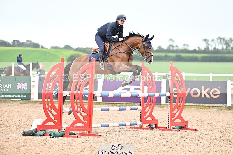 250917-124455-00521 - Cls 3 Snr 1.05m Open