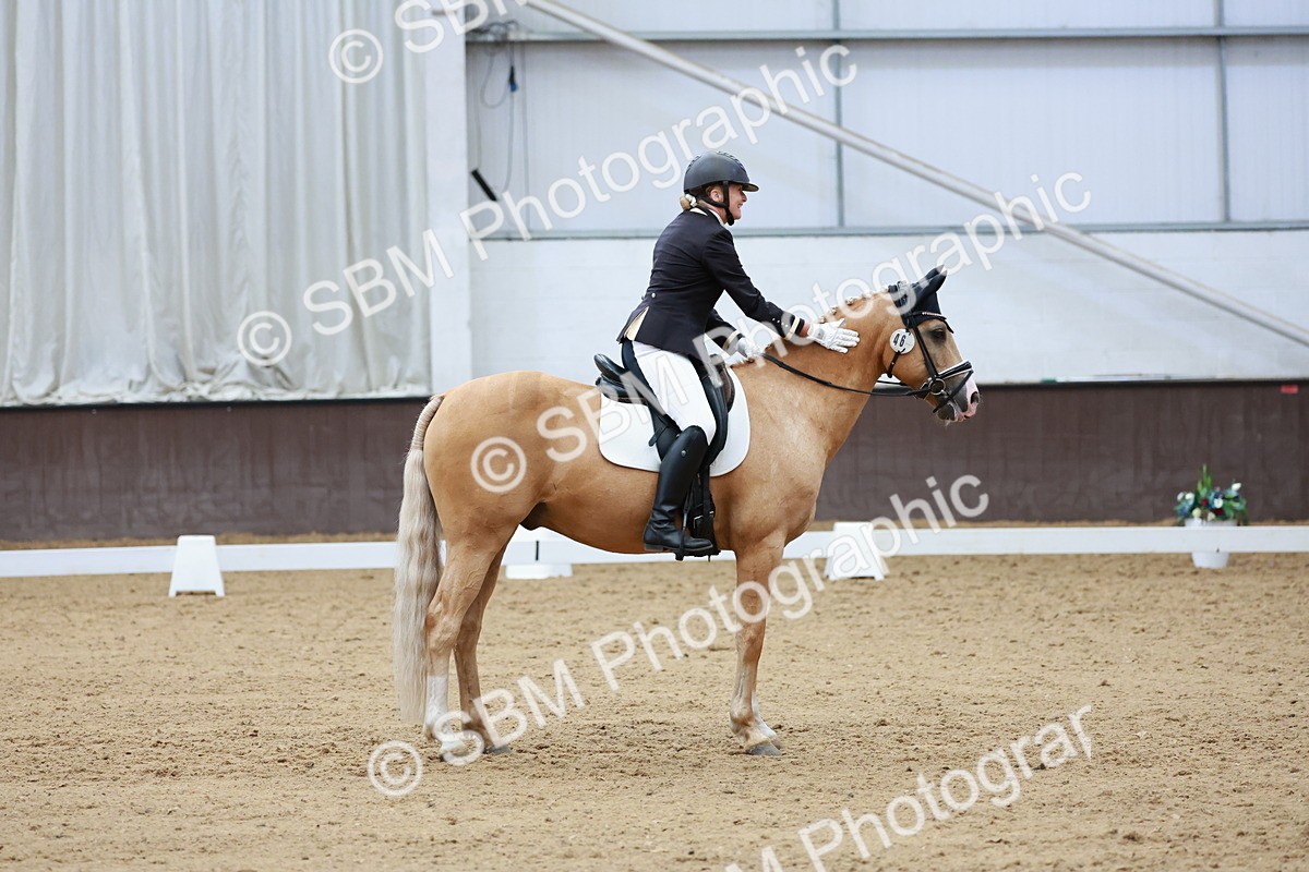 SBM_009870 - Class 6b - Novice 6 - 12.40-13.43