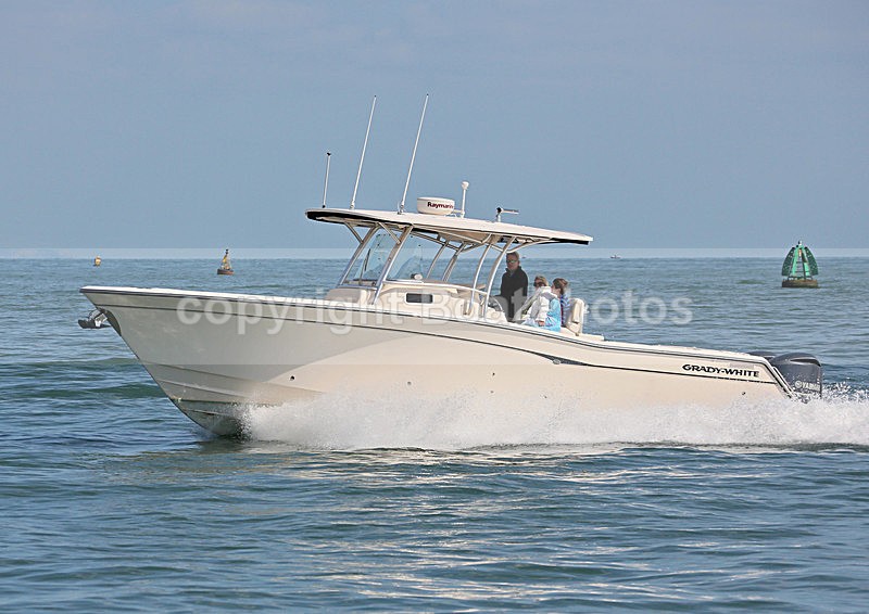 140418 GRADY-WHITE WT7A8431 - Motorboats - Open