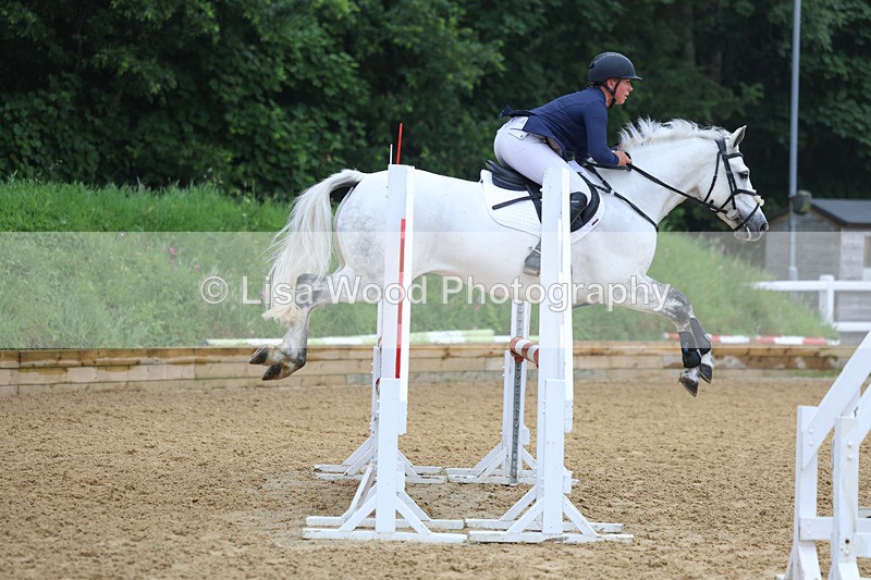 3E7A5327 - Class 4: Senior British Novice/90cm open