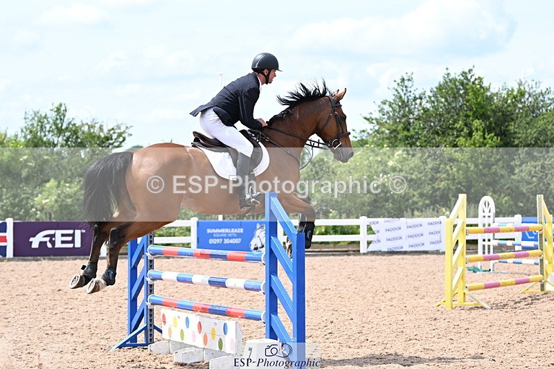 240619A-144326-00729 - Cls 4 Snr Newcomers and 1.10m Open