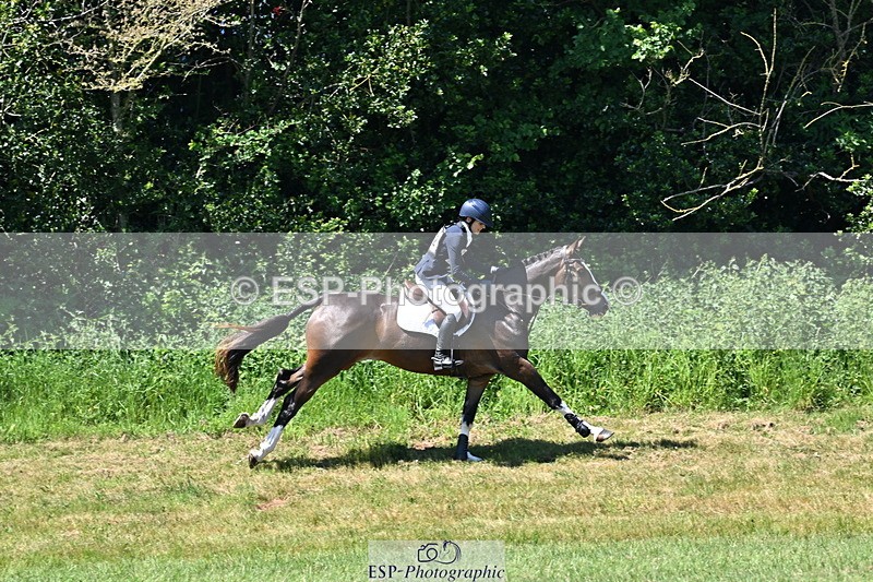 250522B-125047-02206 - 162-PRICELESS-Helen.du.Heaume