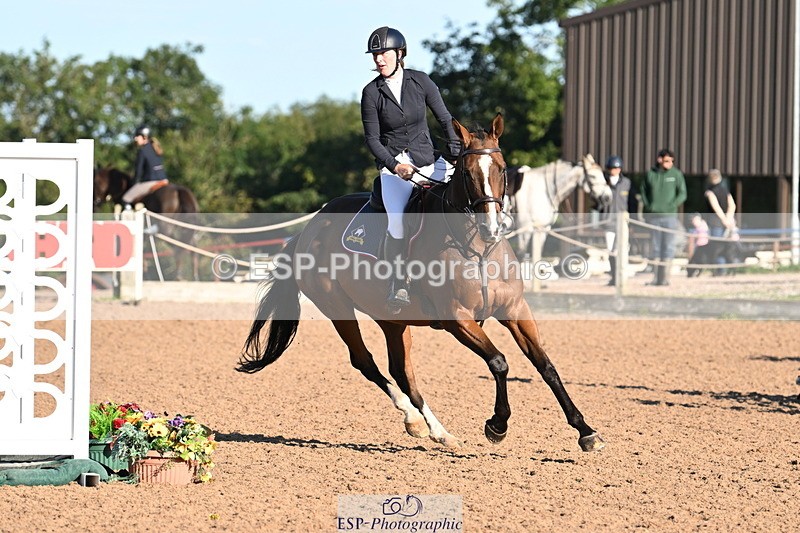 240913A-090222-03140 - Cls 13 Snr 1.05m & 1.10m Open