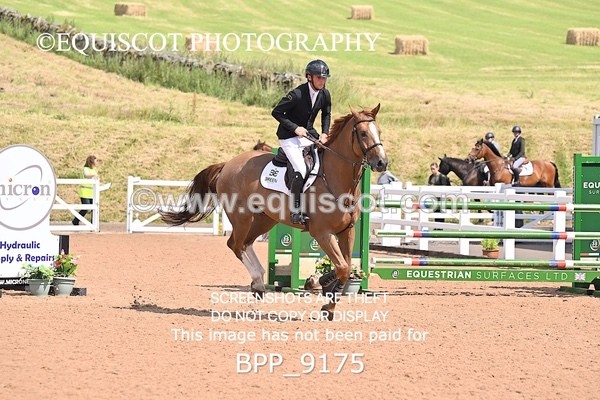 BPP_9175 - CLASS 21 SAT Redpost Equestrian Senior Foxhunter/1.20m Open