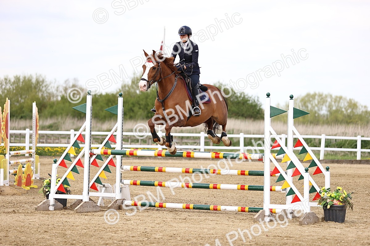 SBM_002211 - Class 11 - Senior newcomers - 1.10m