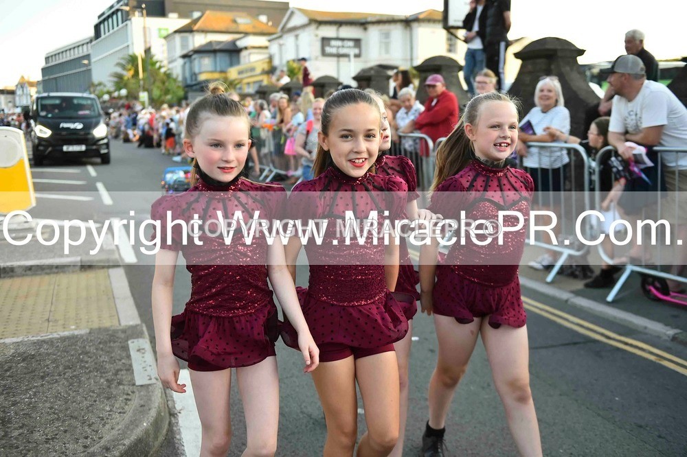 SH4_3925 - Carnival Procession.