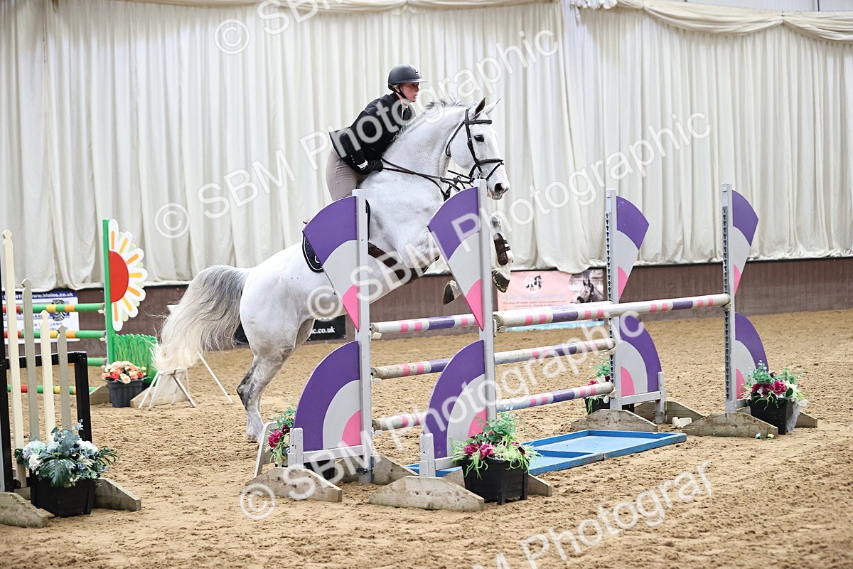 SBM_005970 - Class 16 - Senior Newcomers - 1.10m Open