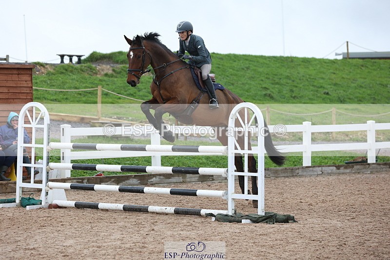 231112A-124354-04158 - Cls 19 Snr 1.05m Open