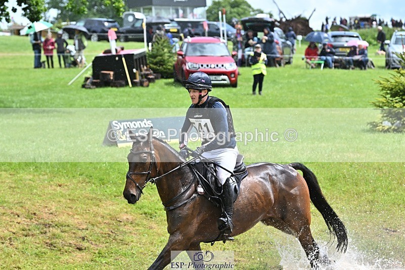 240526-131559-22773 - 541-FRIENDSHIP_VDL-Aaron_Millar