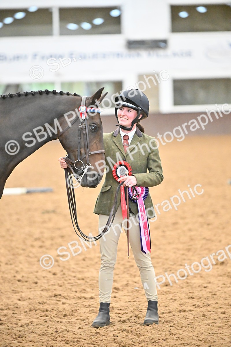 SBM_000771 - Class 16 - In Hand Showing Supreme Championships