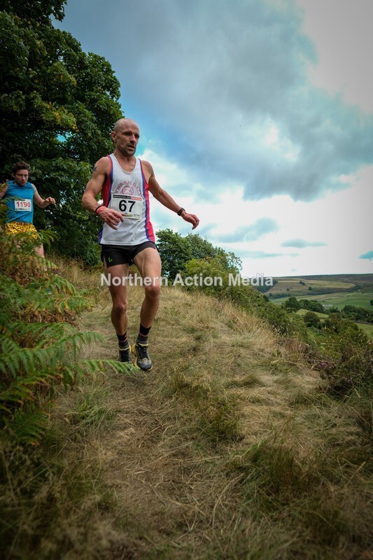 DSCF5236 - Reeth Fell race seniors