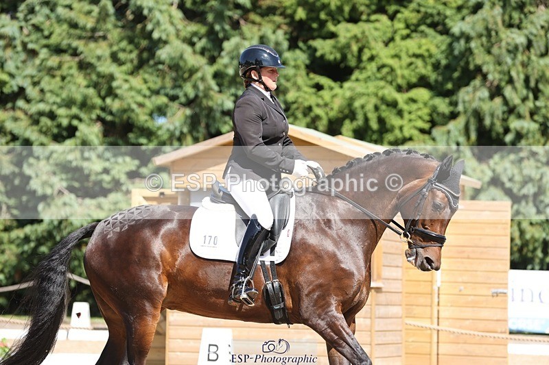 240719-154243-02927 - 170-Helen_James-Lisa_B