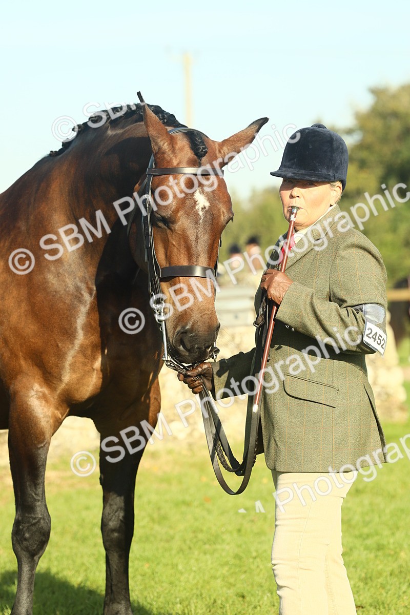 SBM_58600 - S37 - Starters In Hand Showing