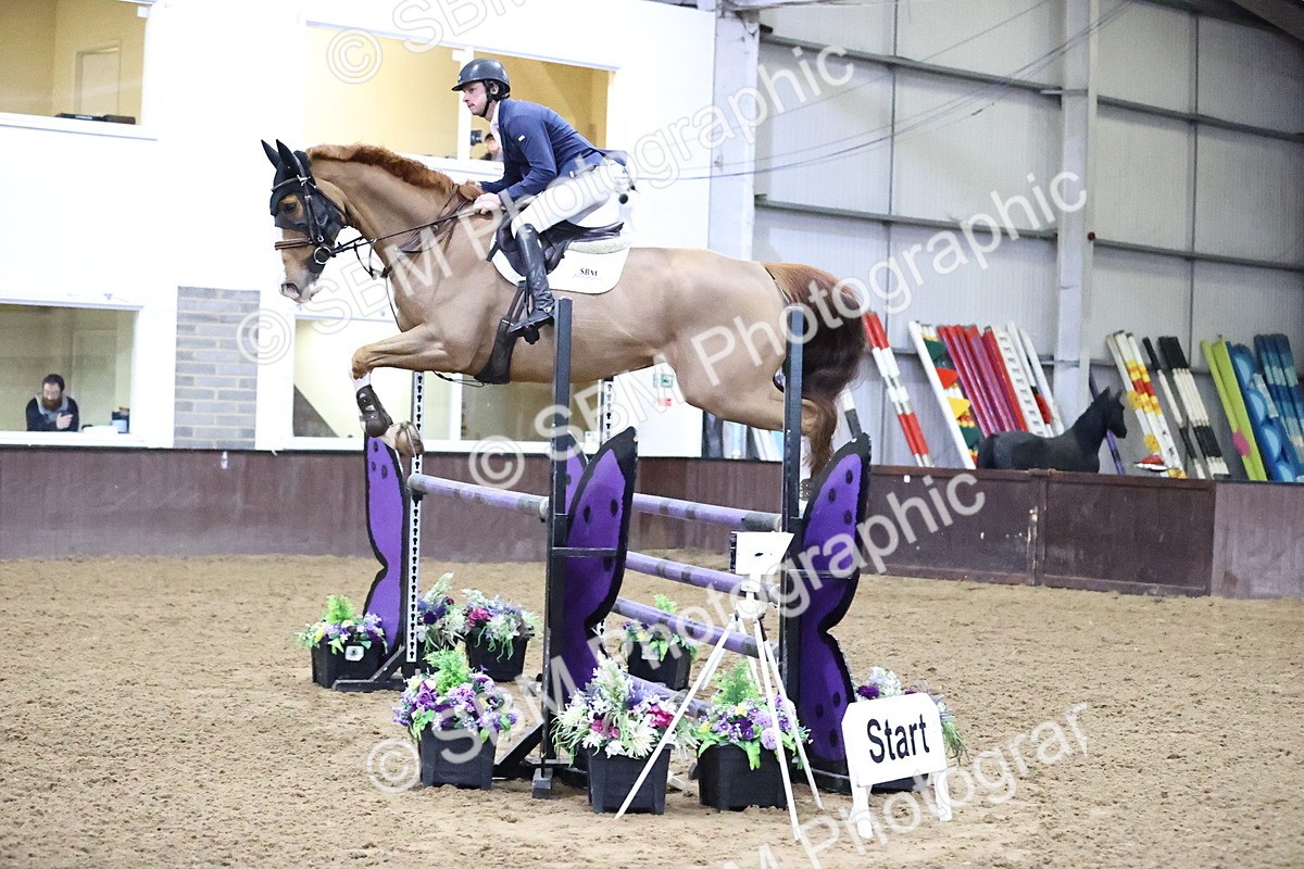 SBM_010110 - Class 25 - Equestrian Senior Foxhunter 1.20m