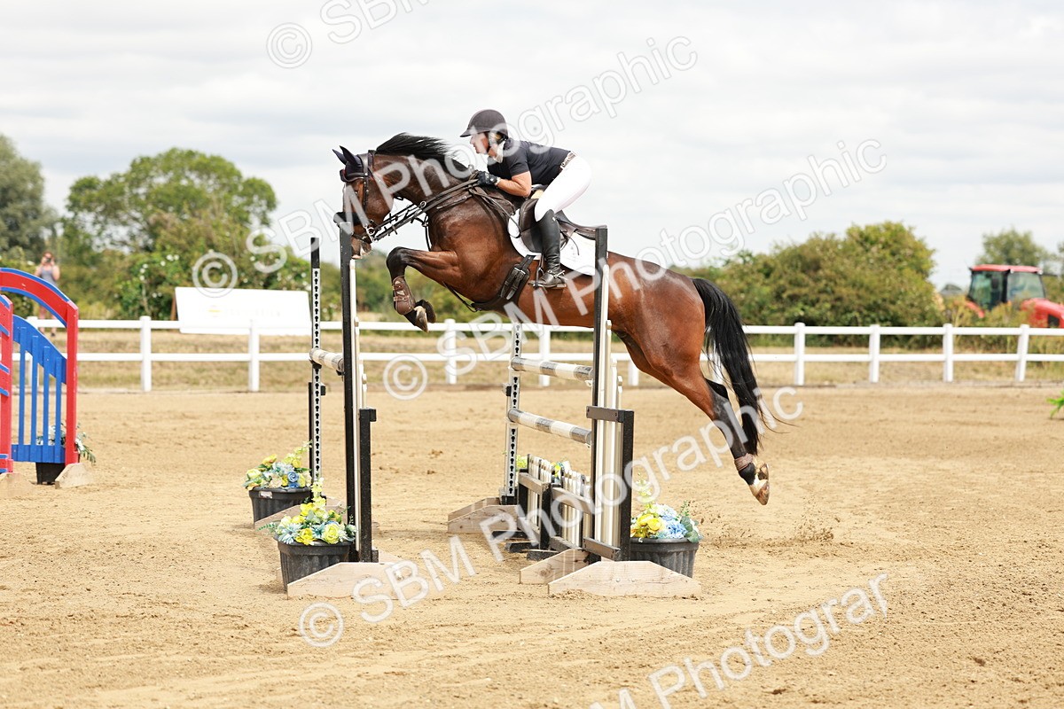 SBM_018959 - Class 21 - Senior Newcomers Championship 2d Rd