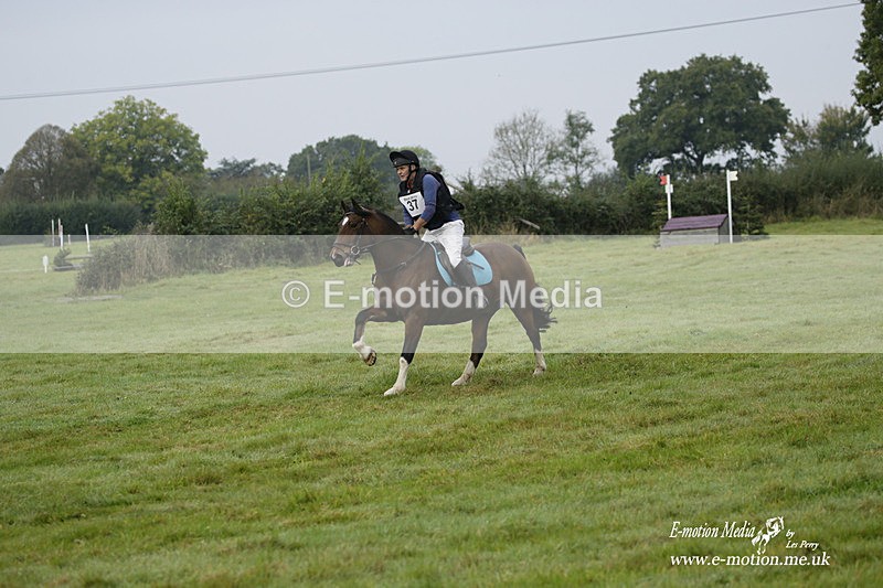 WWHT 171021 0250 - Novice Restricted (0.80m)  17/10/21