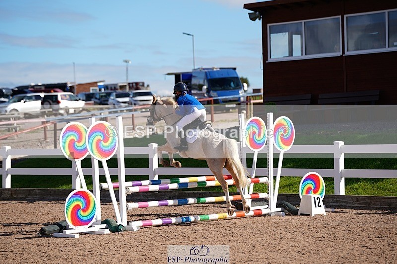 250921-113754-02754 - Cls 21+22 Club and Schools 70cm