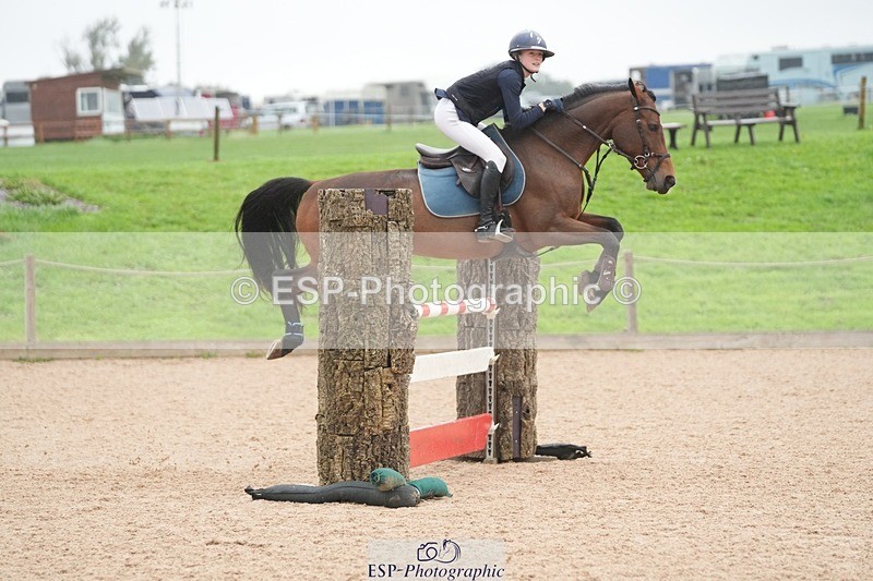 250920-125827-01332 - Cls 13+14 Junior 1.15m and 1.20m