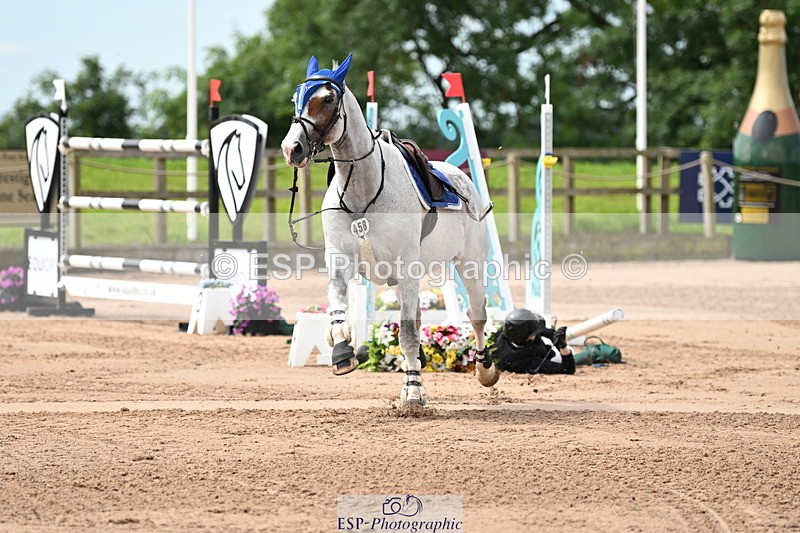 240721A-120434-17752 - Cls 8, 3 Star Big Tour LR 1.55m Grand Prix