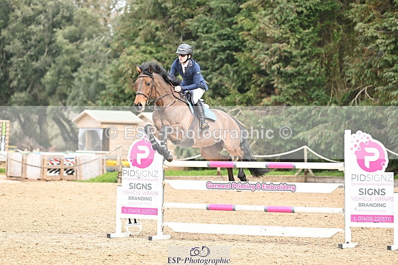 250321A-114729-00642 - Cls 3 Foxhunter and 1.20m Open