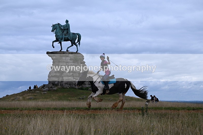 DSC_6561 - Time at Statue 12:45 to 13:15