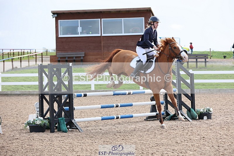 240406A-105016-02882 - Cls 20 British Novice and 90cm Open