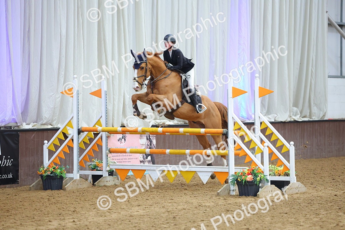 SBM_010766 - Class 23 - Senior Newcomers/ 1.10m Open - First Round (1.10m)
