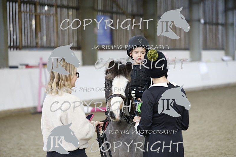 _T0A0936 - Class 1 Cross poles