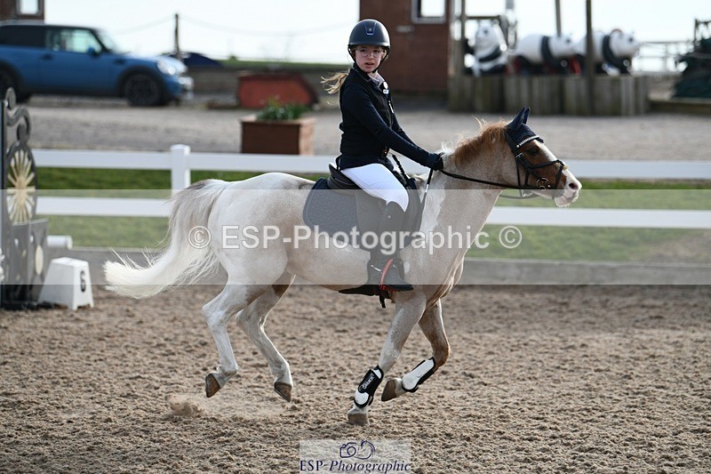 250309-085634-03065 - Cls 18-20 CR, Club and Schools 60cm