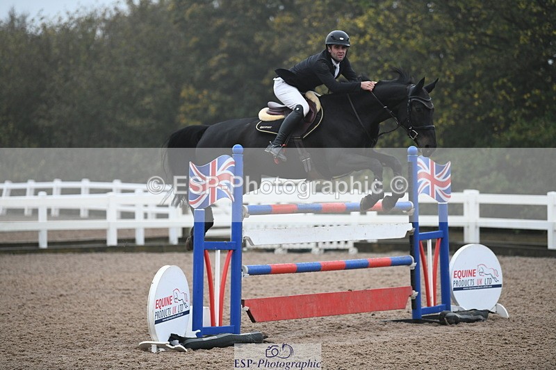 241103A-144101-08626 - SUN Cls 23 National 1.30 and 1.40m