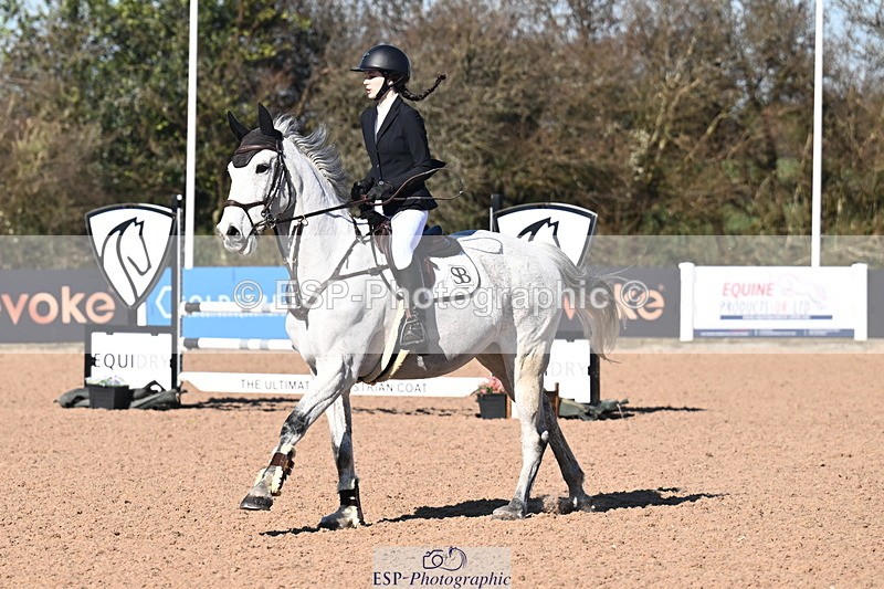 260318B-102246-00070 - Clear Round & Brit Nov 90cm