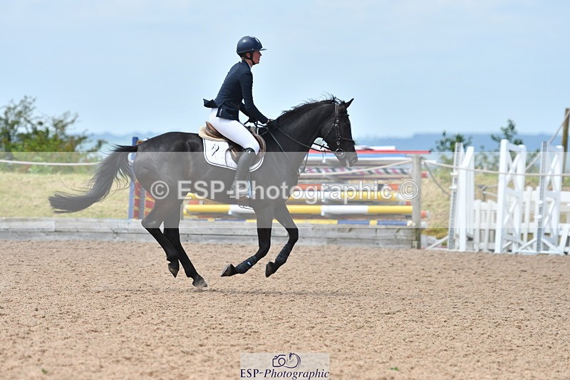 240609A-114706-04746 - Cls 17 Snr 1.05m Open