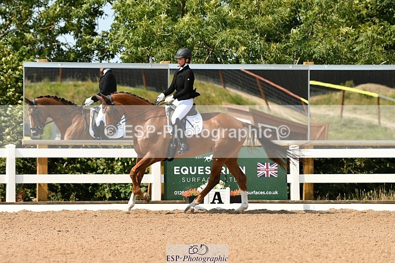 250817-124519-09697 - 088-Alice.De.SoerLauretta.S