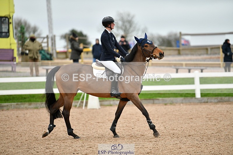 240112A-123540-00765 - Cls 5 Newcomers and 1.10m Open