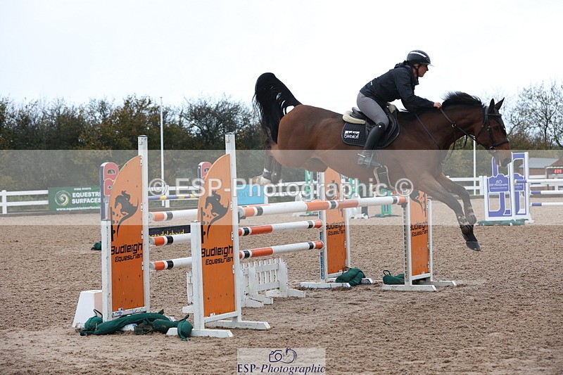 231112A-140819-04819 - Cls 20 Newcomers & 1.10m Open