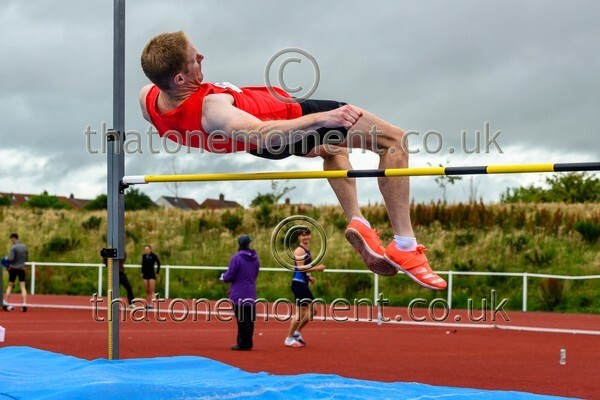 ComMast25-912550 - Field Male Set Two