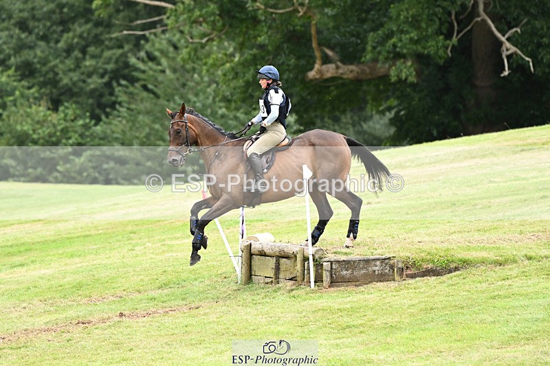 240825X-181417-38174 - 80cm XC 17.30 to End