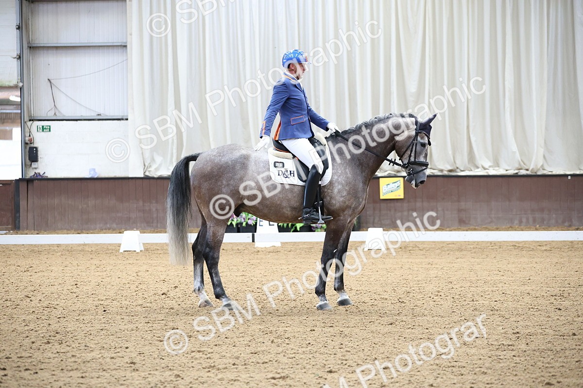 SBM_002083 - Class 5 - Novice 6 Gold - 9.00-10.10