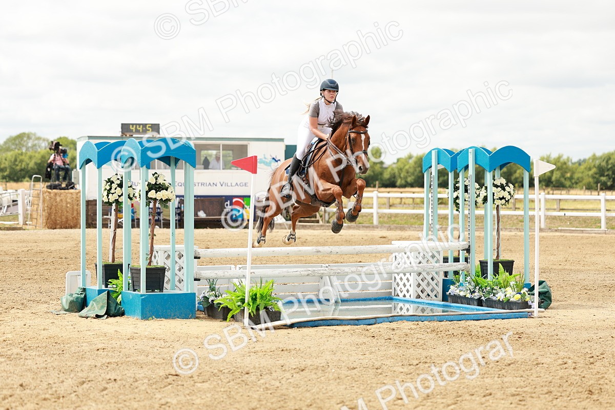 SBM_018350 - Class 21 - Senior Newcomers Championship 2d Rd