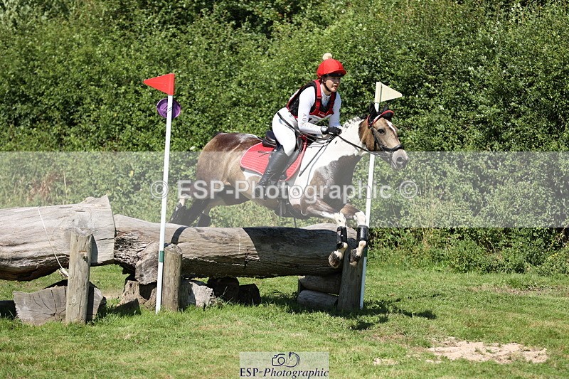 240811A-113657-02422 - 114-