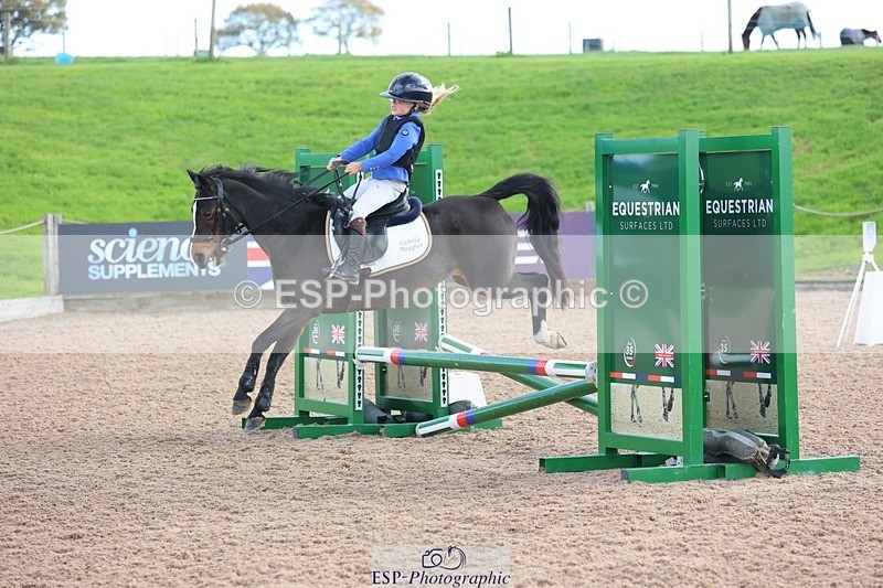 251025-103020-00900 - Cls 21+22 Club and Schools 60cm