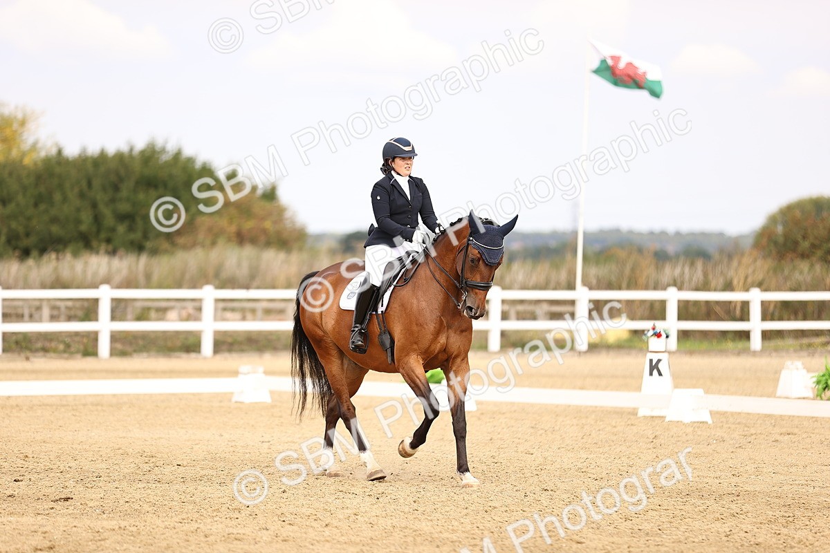 SBM_012880 - Class 2 - Advanced Medium 5 - 10.35-11.55