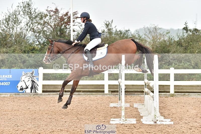 231011A-100926-00032 - Cls 1 British Novice & 90cm Open