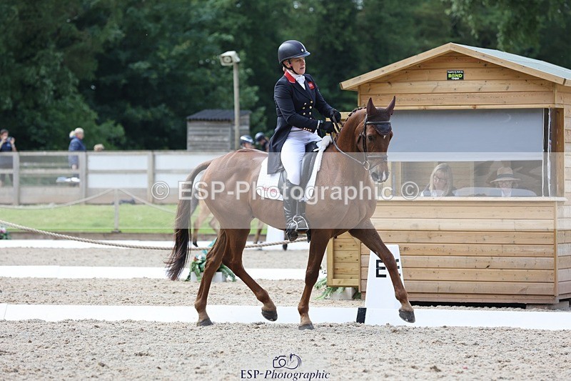 240523-133435-02666 - 307-CYMOON_''F''_Z-Kristina_Cook