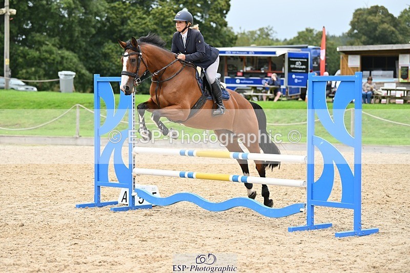 230930-160802-01309 - Cls 8 90cm Club